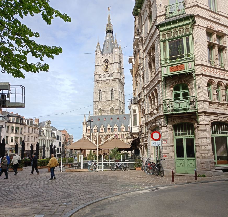 Il campanile (Belfort) di Gand, in Belgio, città in cui opera Go Vocal